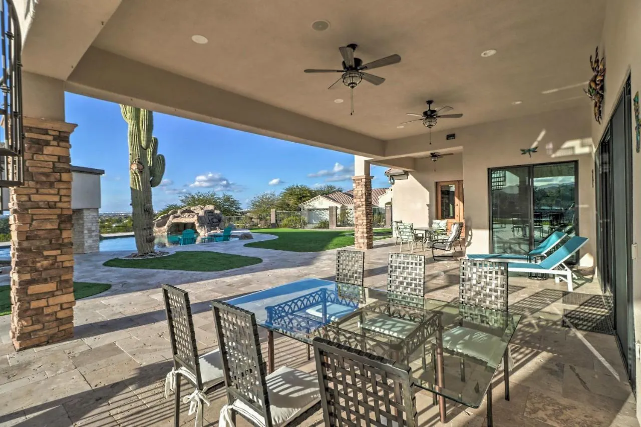 Pet-Friendly Phoenix Home Pool And Spa!